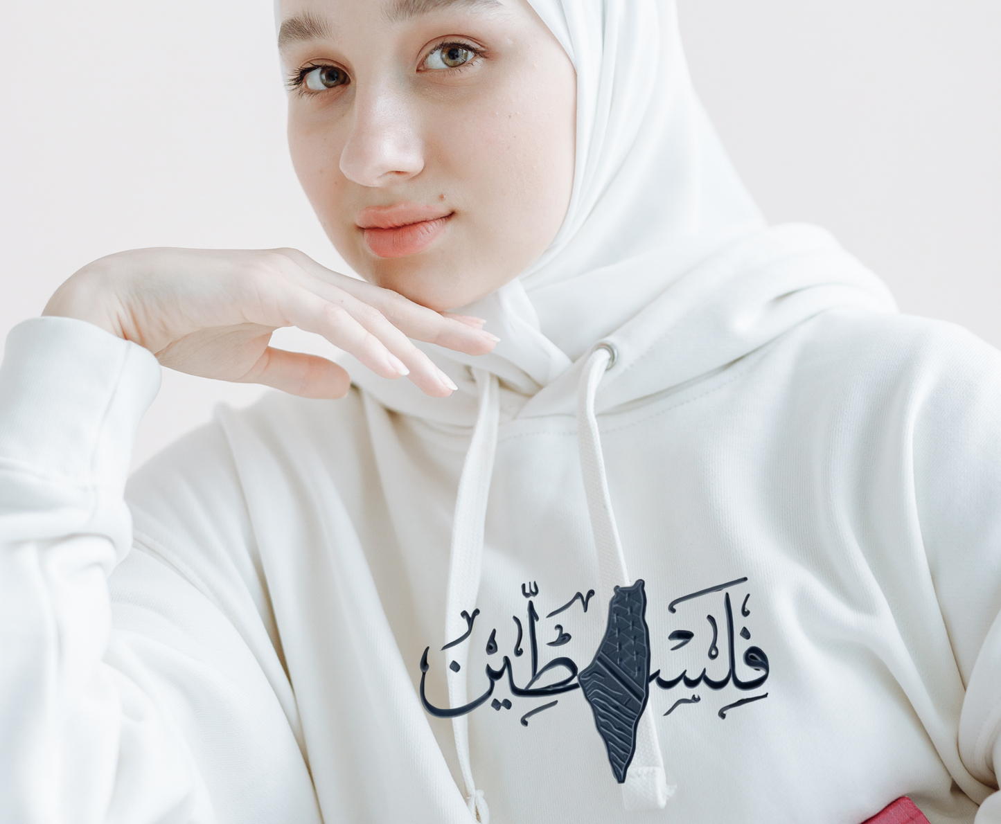 Free Palestine Embroidered Hoodie – Arabic Calligraphy Design